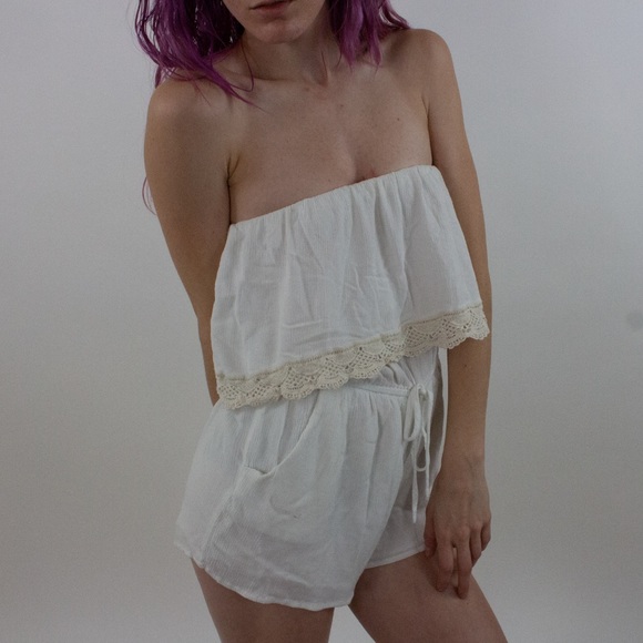 Forever21 White Lace Fringe Bandeau Bodysuit - Picture 2 of 2